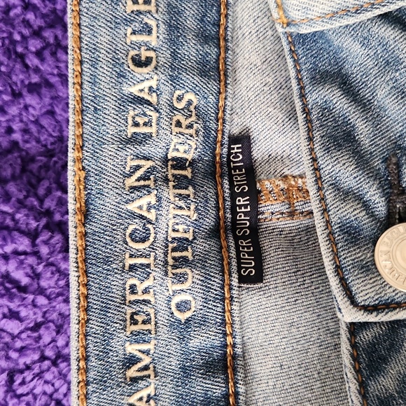 AE Denim Shorts - Picture 3 of 6